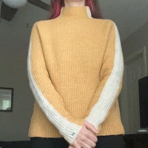 🌤️ Yellow Sweater